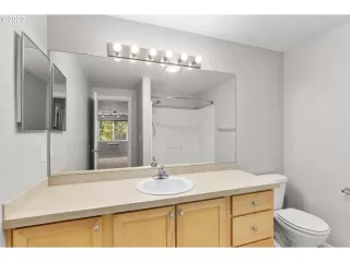 Photo #2: 20378708 Listing