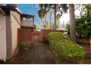 More Details about MLS # 20378896 : 2359 SE 112TH AVE