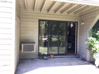 Photo #2: 20379024 Listing