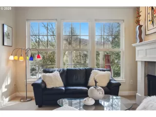 Photo #5: 203791697 Listing