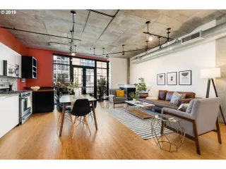 Photo #1: 20380322 Listing 