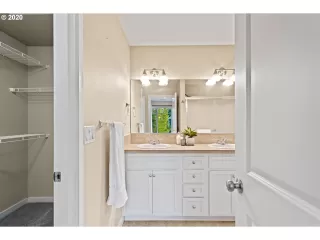 Photo #3: 20380778 Listing