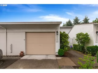 Photo #6: 20381074 Listing