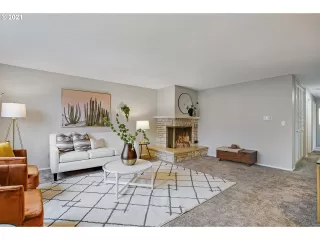 Photo #2: 20381174 Listing 