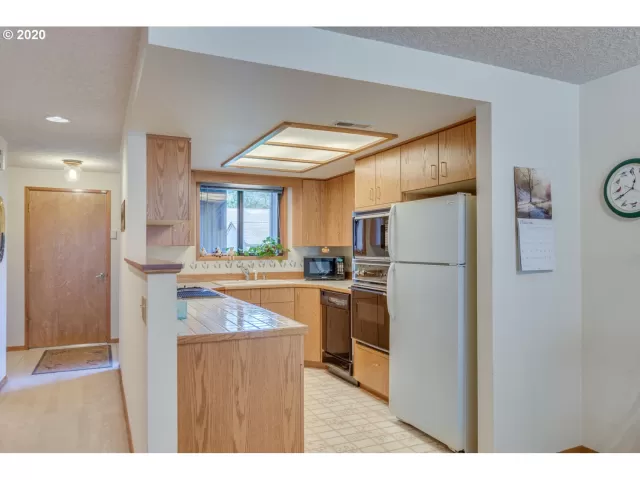 MLS: 20381318 Condo For Sale