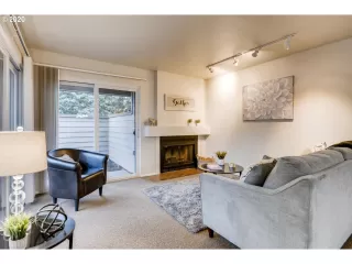 Photo #1: 20381623 Listing