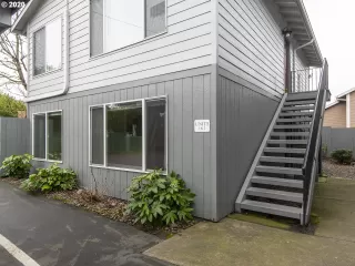 Photo #1: 20381908 Listing 