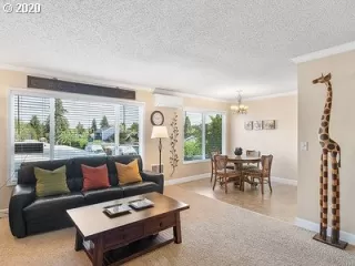 Photo #2: 20382190 Listing