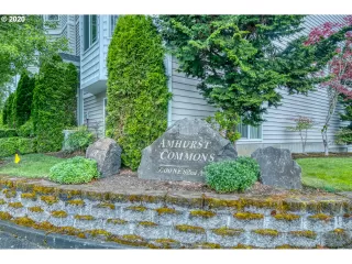Photo #1: 20384211 Listing