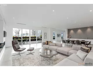 Photo #1: 20384388 Listing 