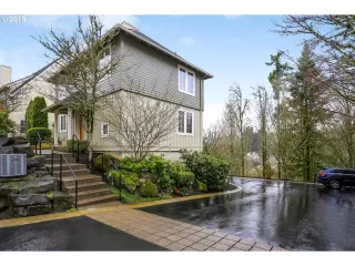 Photo #3: 20385151 Listing 