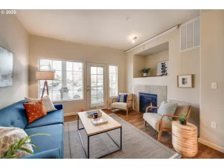 Photo #4: 20385172 Listing 