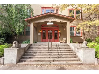 Photo #1: 20386619 Listing