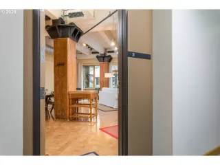 Photo #3: 20388228 Listing 