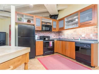 Photo #4: 20388228 Listing 