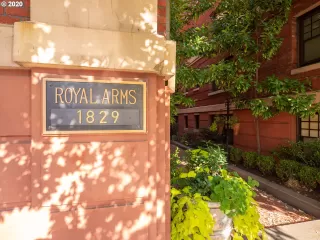 Photo #2: 20388513 Listing