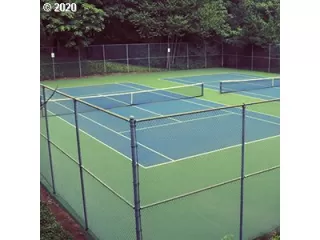 Photo #4: 20388581 Listing