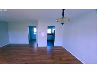 Photo #4: 20388646 Listing