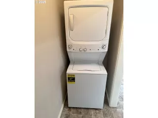 Photo #6: 203888776 Listing 