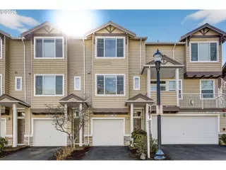 More Details about MLS # 203889066 : 15320 SW WARBLER WAY 104