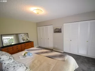 Photo #1: 20390978 Listing 