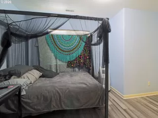 Photo #2: 20391227 Listing