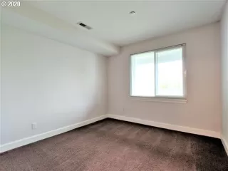 Photo #2: 20392382 Listing 