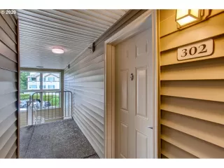 Photo #3: 20392725 Listing