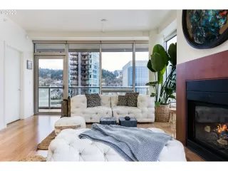 Photo #1: 20393250 Listing 