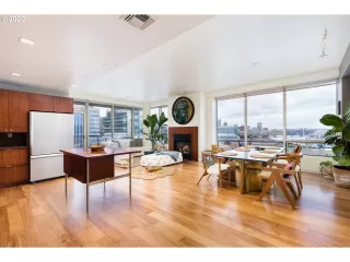 Photo #4: 20393250 Listing 