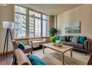 Photo #6: 20393390 Listing 