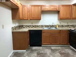 Photo #2: 20393898 Listing