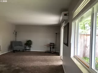 Photo #4: 20393898 Listing