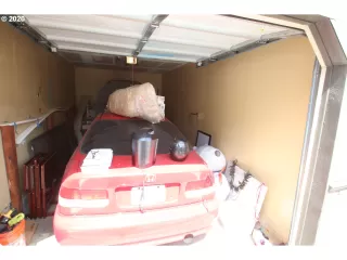 Photo #4: 20394283 Listing