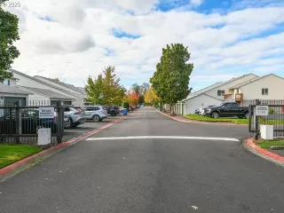 Photo #1: 20397193 Listing