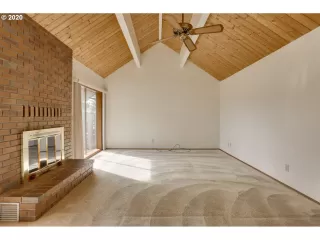 Photo #1: 20397233 Listing 