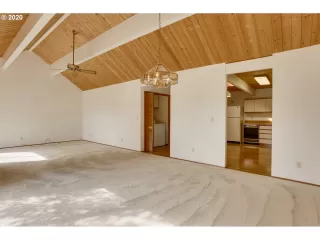 Photo #2: 20397233 Listing 