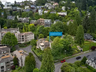 Photo #2: 20397682 Listing