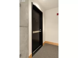 Photo #3: 20399615 Listing 