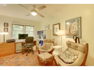 Photo #4: 20399659 Listing