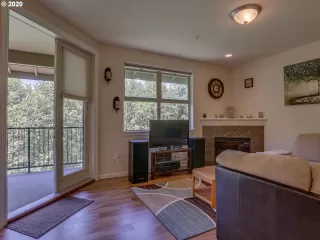 Photo #3: 20399683 Listing 