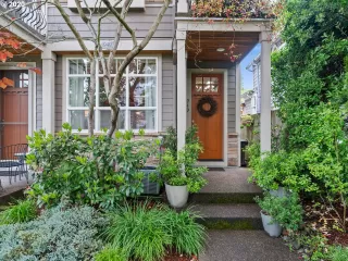 Click for more information on MLS # 20400065 : 949 SE MARION ST More Details about MLS # 20400065 : 949 SE MARION ST