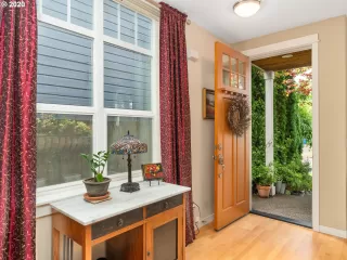 Photo #2: 20400065 Listing