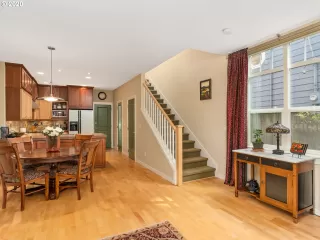 Photo #3: 20400065 Listing