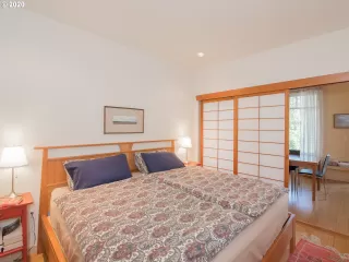 Photo #3: 20400236 Listing