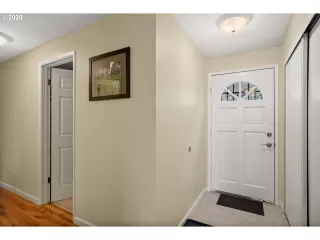 Photo #5: 20400290 Listing 