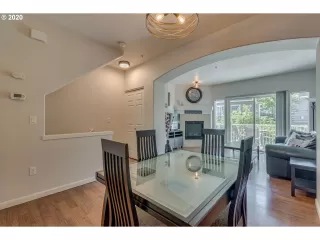 Photo #3: 20401191 Listing