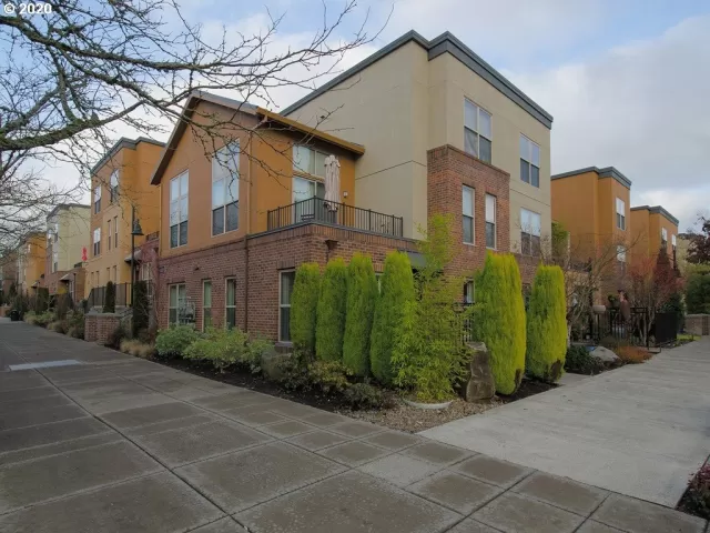 MLS: 20401722 Condo For Sale