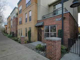 Photo #1: 20401722 Listing