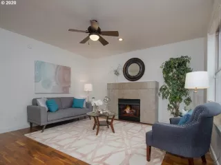 Photo #4: 20401722 Listing